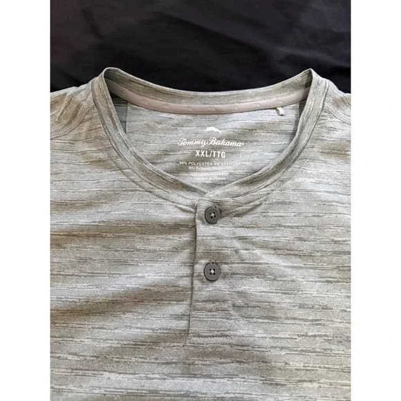 Tommy Bahama Mens XXL Gray Space Dye Short Sleeve Henley Performance Shirt - Picture 2 of 6